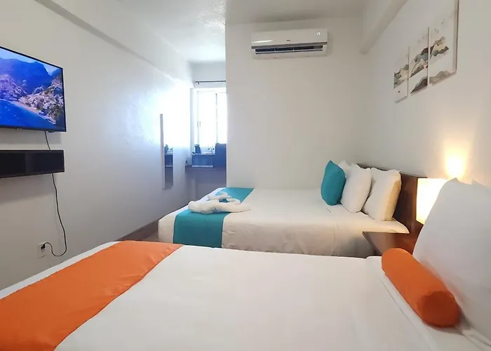 Voyager Sun & Reef Hotel